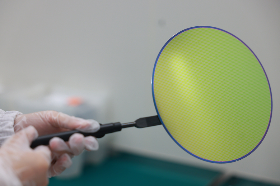 聚焦高质量发展丨安徽蚌埠：逐梦新材料 智造新未来_fororder_202512025fae46d7caac4949b88b10880845c992_20251202f6bbbf71741a4ac2abc1bc039c176d66