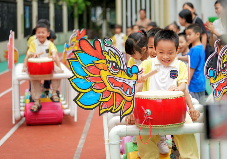 成都世运会 | 龙舟首战世运，中华传统体育尽展“国际范儿”