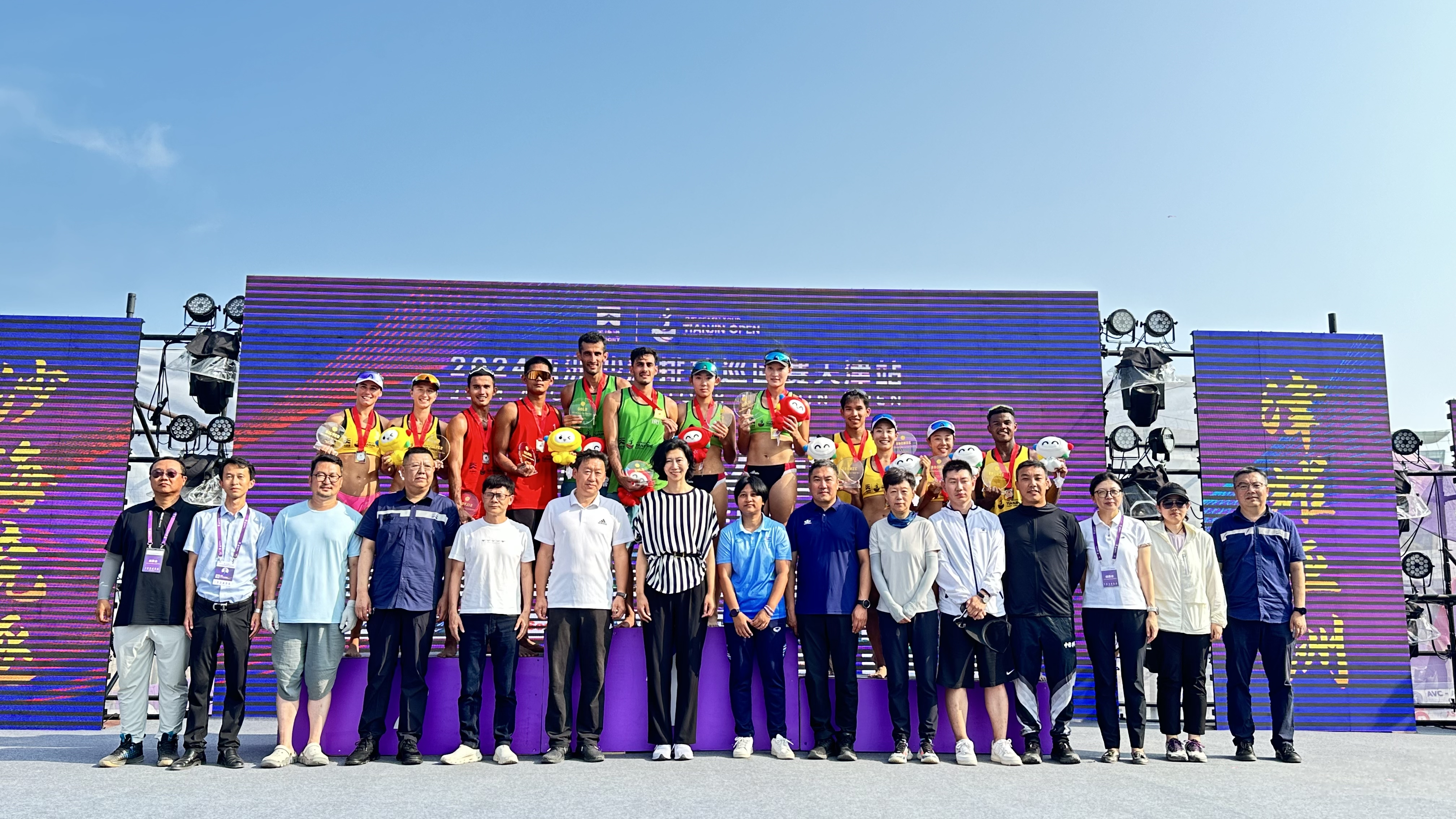 i运动 爱天津｜2024亚洲沙滩排球巡回赛天津站收官 中国队严旭/周明利问鼎女子组冠军