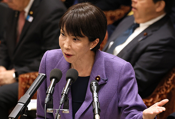 高市早苗就武器出口问题的表态引发日本舆论批评