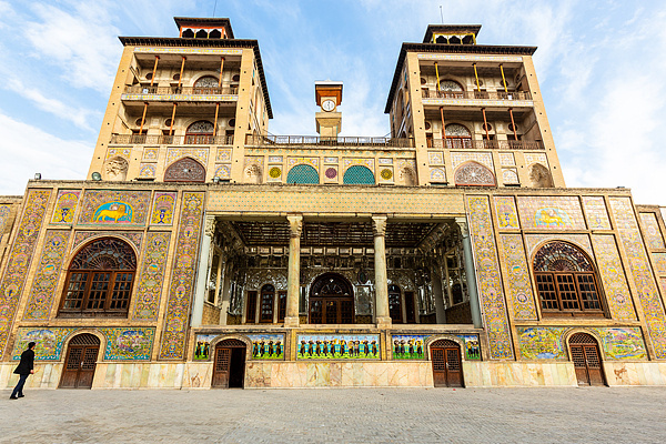 伊朗古列斯坦王宫遭袭受损