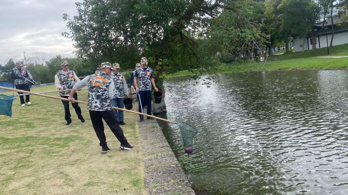 宁波江北：深化河长制，老兵志愿者在行动