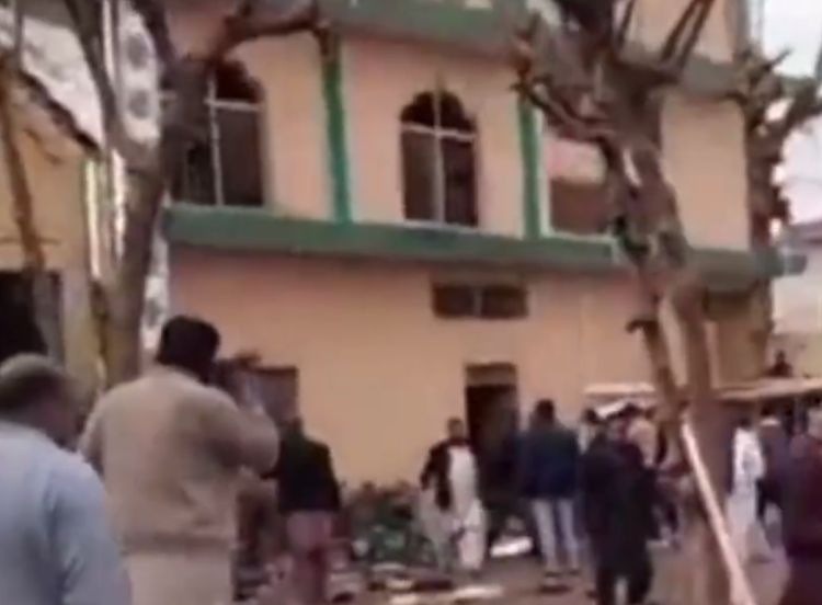 巴基斯坦清真寺爆炸事件已致32人死亡