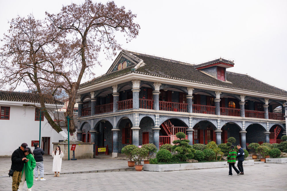 “永远做中国人民和中华民族的主心骨”——写在中国共产党成立104周年之际