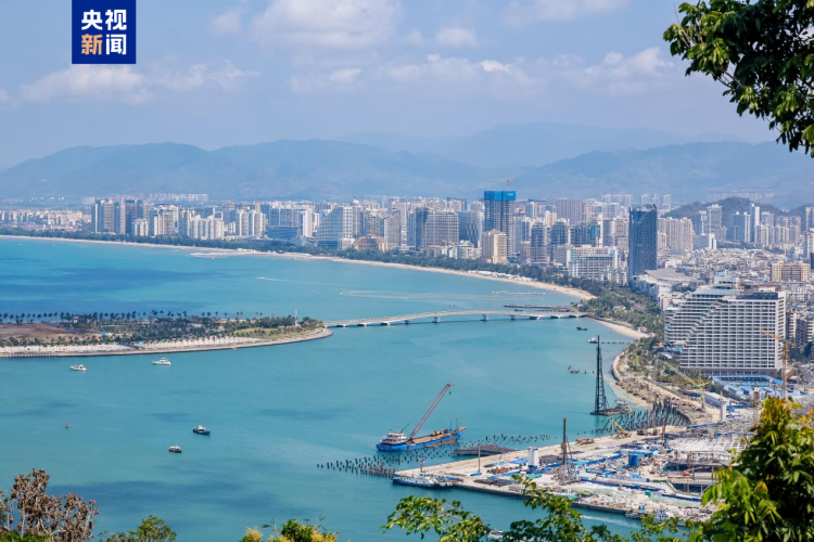 第六届亚洲沙滩运动会火炬传递今日举行 74名火炬手传递友谊