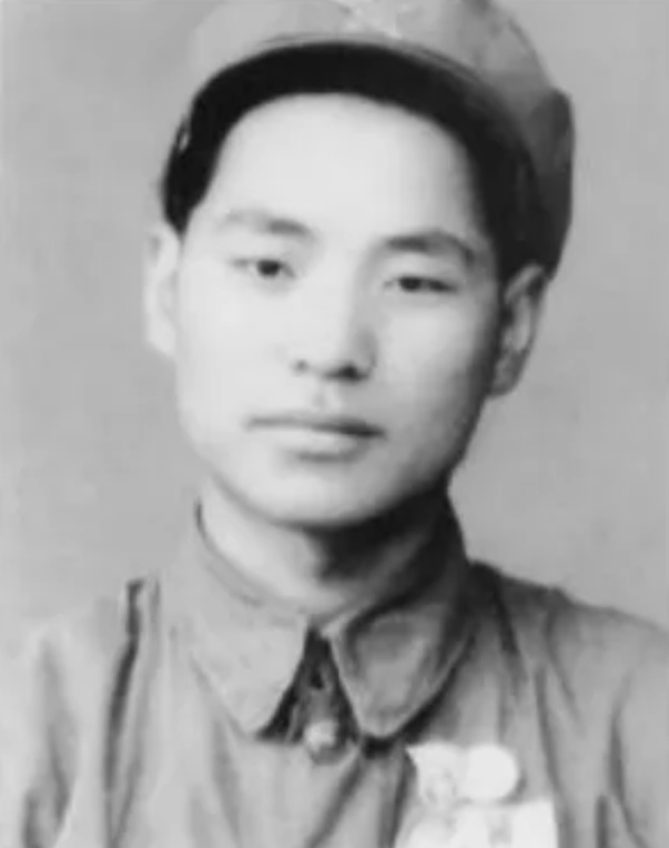 归来仍是少年丨抗战胜利了我就嫁给你！战友的一份“生死婚约”激励他奋斗终生
