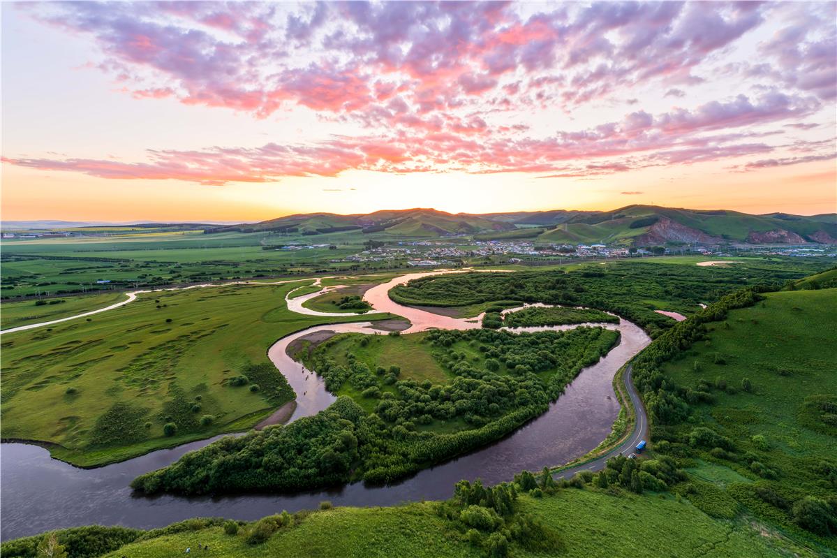 内蒙古牙克石：免渡河国家湿地公园景色如画