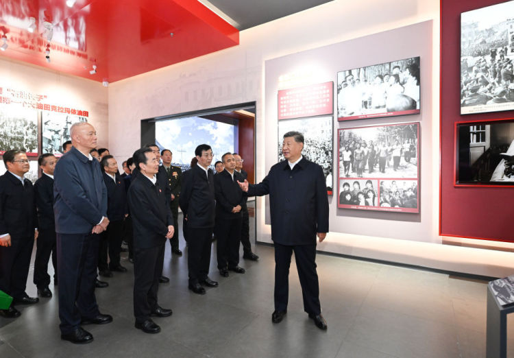 学习新语｜跟着总书记感受新疆70年的沧桑巨变