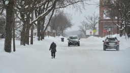 美国冬季风暴造成至少30人死亡_fororder_3b1cbc99765a42fcb2c33cd0dec33112