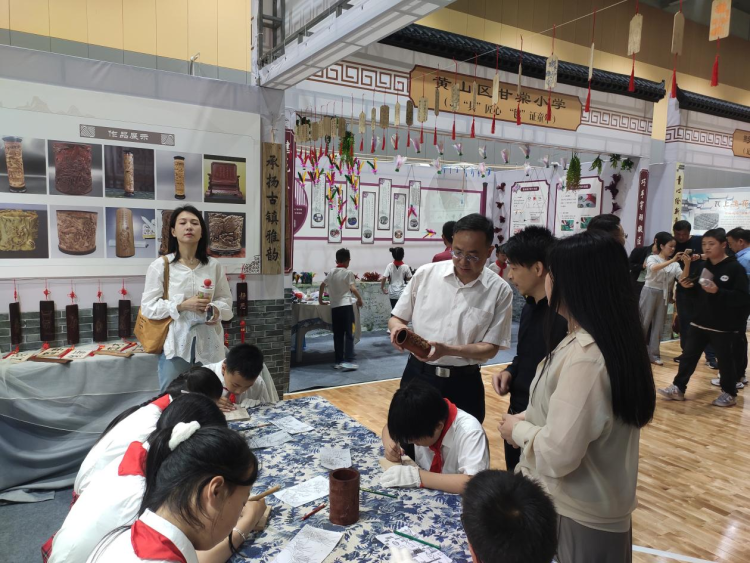 安徽省“五大行动”实验区徽州区成果汇报展暨黄山市首届中小学“劳动教育+”成果展成功举办_fororder_五大行动图片3