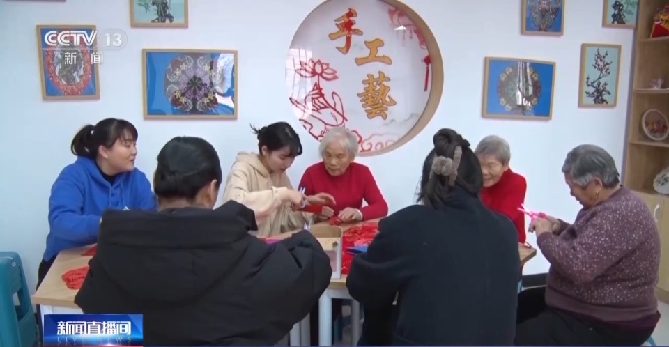 扎根西部为祖国“加油” 他们在大漠油田里书写青春答卷
