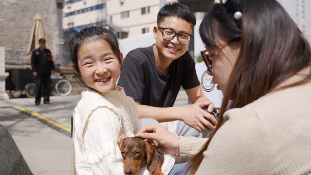 新华视点｜供需两侧精准发力 消费市场亮点频现