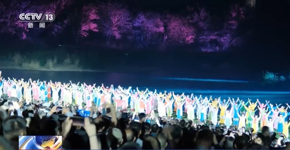赏美景、品美食、看演出 这个假期全国文旅市场人气旺