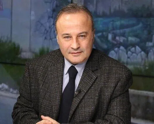 “中国式现代化为各国发展现代化注入新内涵”