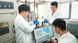 南开大学团队高比能锂电池获得新突破