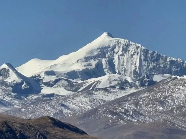 西藏秋季拍大片，不用专业相机就能框住三色美！