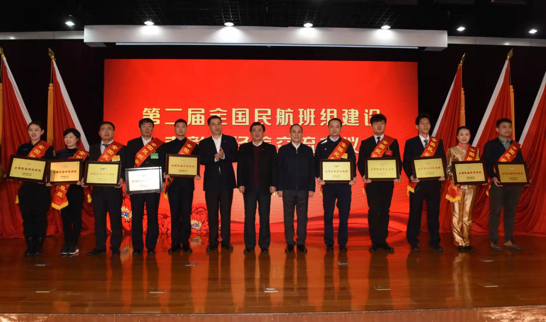 师者匠心护蓝天：天津航空教员冯涛的育人路_fororder_图片3