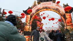 外媒：习近平主席访俄意义重大 向世界传递稳定强音_fororder_5HtVw12FEjVX8Tro