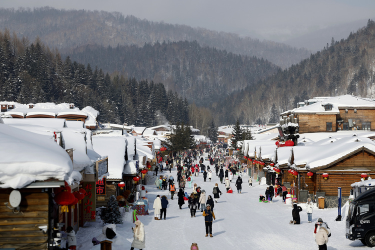 【央广时评】“冷资源”孕育“热动能” 激发冰雪经济新活力