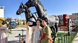 【新春走基层】天水张家川：车辚马萧迎丙午