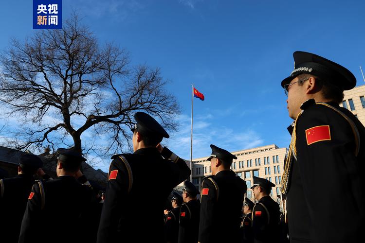 升警旗、唱警歌、重温入警誓词……共庆第5个中国人民警察节