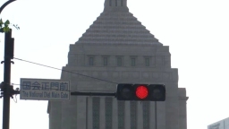 坚决遏制日本“新型军国主义”逆流