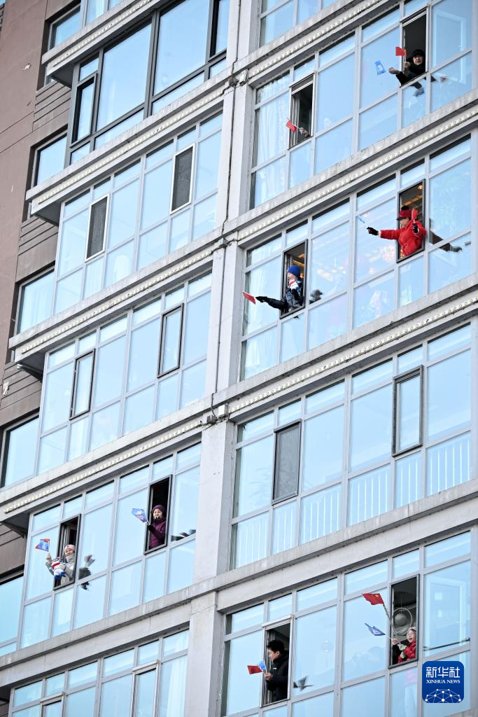 第九届亚冬会火炬传递活动在哈尔滨举行