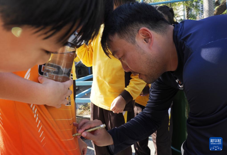 香港“兴”观察·香港故事丨用热爱与拼搏创造赛场传奇