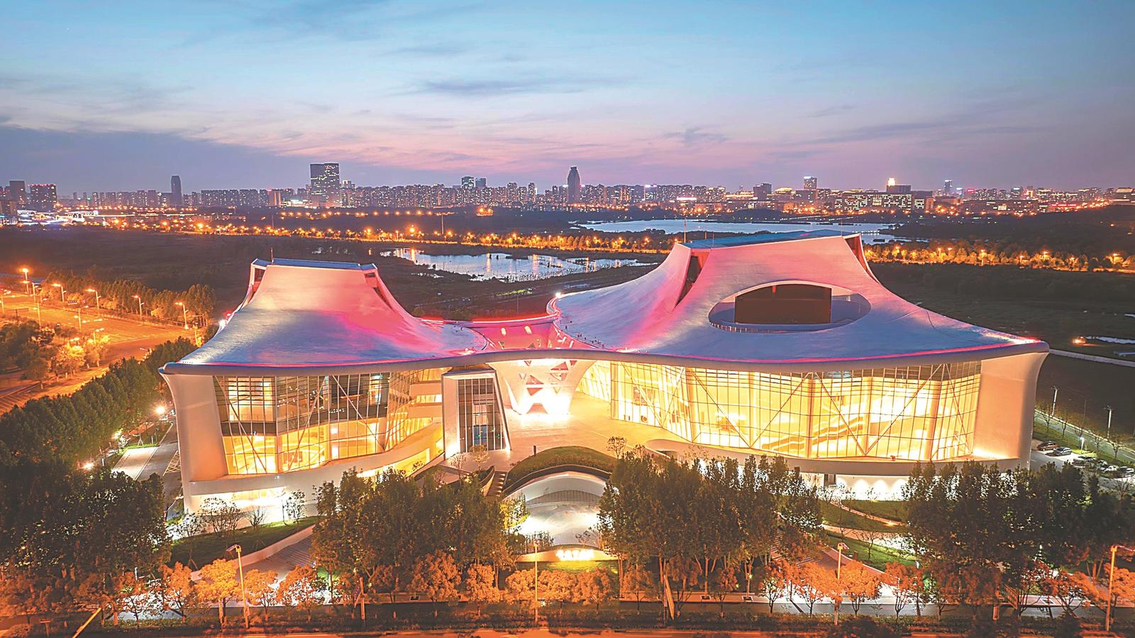 安徽百戏城亮灯