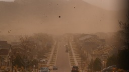 冬季风暴袭击美西北部多州