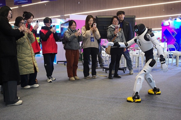 事关扩大内需、优化“两新”政策 这场发布会都谈到了