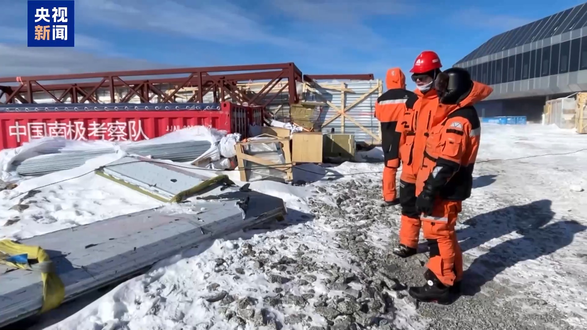 新能源发电区、室外管网“上岗” 秦岭站有了新模样