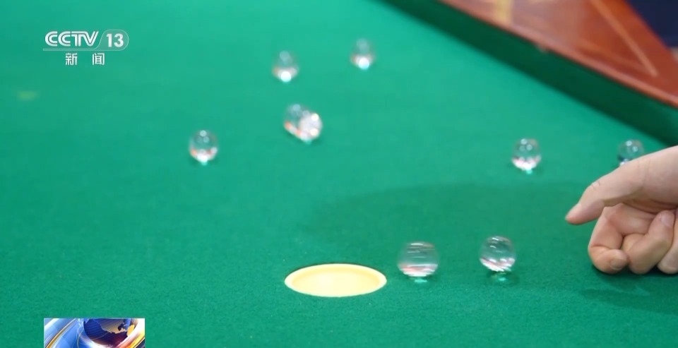 无人机足球比赛、下棋机器人……体育运动也能这么“潮”