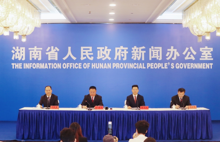 再创历史新高 2025年湖南省高考报名人数达73.2万人_fororder_1
