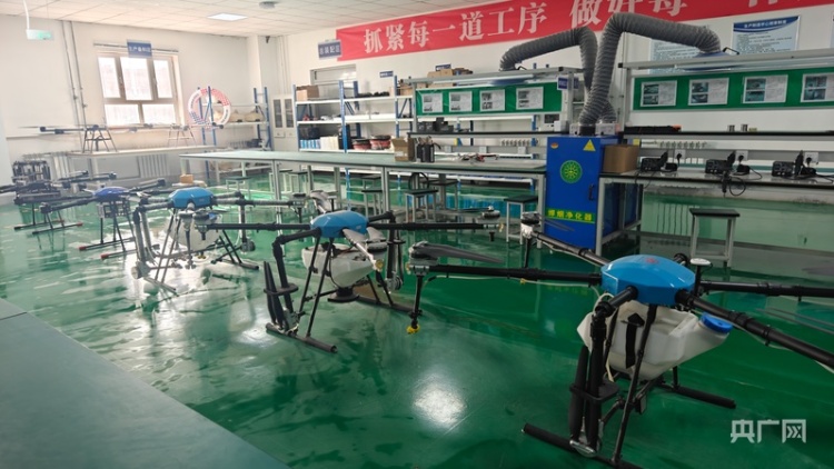 高质量发展看中国丨低空经济铺就新疆发展“黄金跑道”