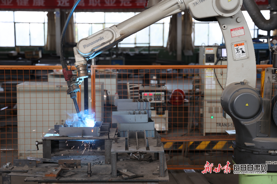 2025质量甘肃行 | 以匠心守质量 以创新铸“陇字号”种业装备标杆