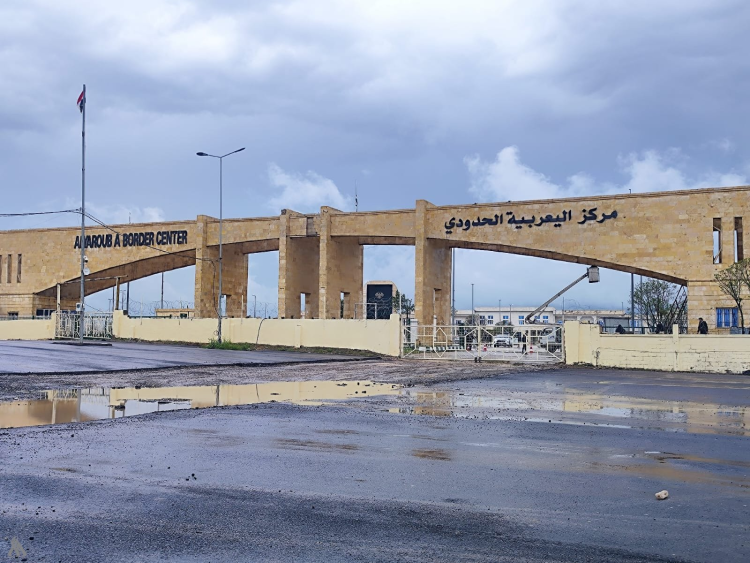 伊拉克拉比亚边境口岸重新开放