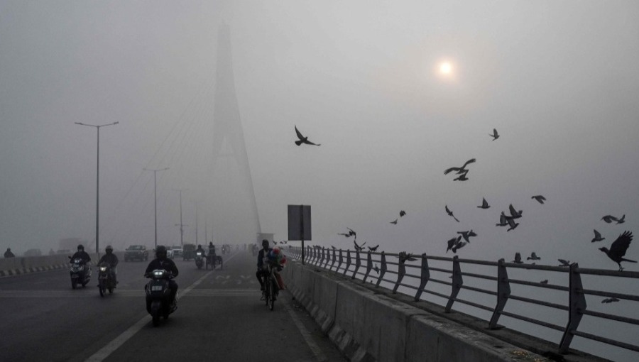 印度新德里居民饱受持续空气污染之苦