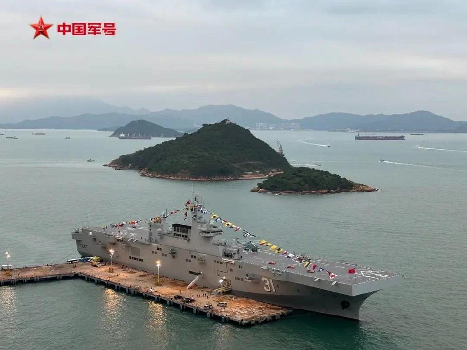 “希望我们的祖国再强大1000倍！”