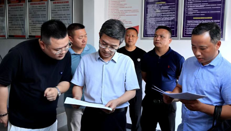 湖南新宁推进“法治护安人大行” 解决群众“急难愁盼”问题_fororder_图片4