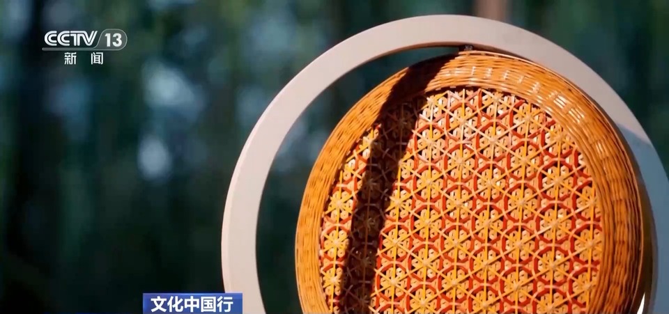 文化中国行丨指绕竹间显匠心 被道明竹编技艺惊艳到了