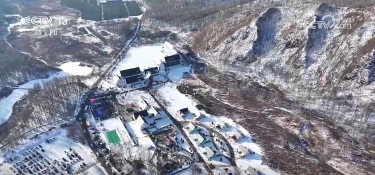 特色专列“出圈”擦亮地方旅游名片 “火车+文旅”打开消费新场景