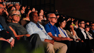 Qin Culture Goes Global as Diplomats Praise Smart Translation Glasses
