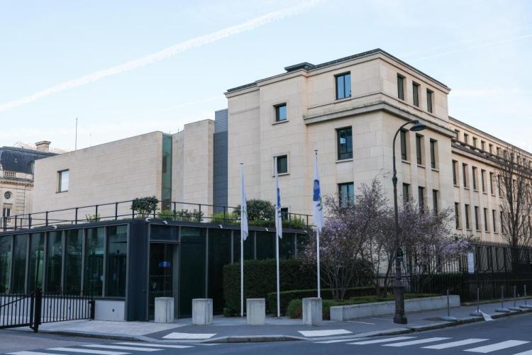 视频丨中美经贸磋商在法国巴黎开始举行