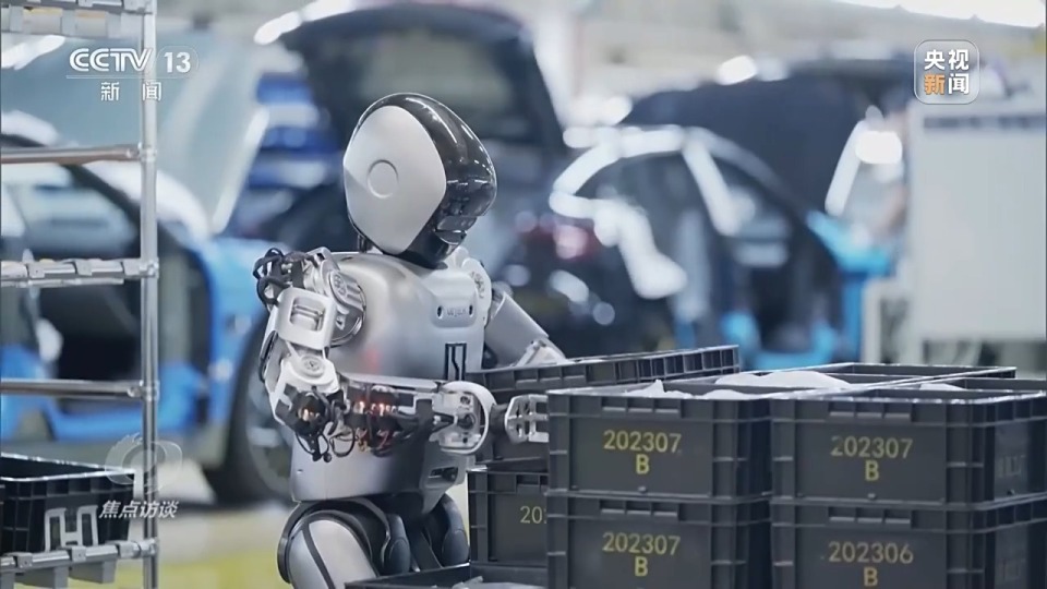 焦点访谈丨AI虚拟调度员、AI兽医助手……人工智能赋能产业、智绘未来！