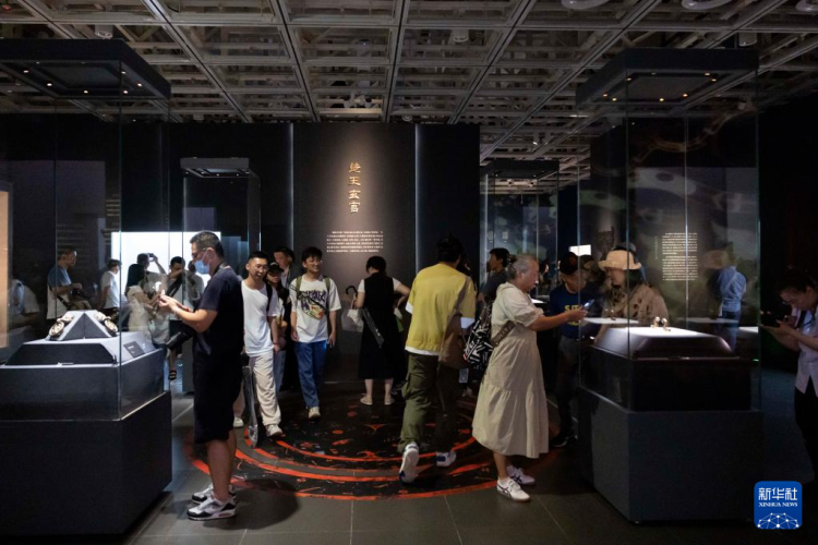“楚风烈——安徽楚文化文物精品展”在沪开幕_fororder_楚风烈2