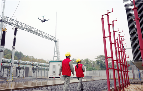 Xianning, Hubei: Technology Empowers Substation Maintenance as Drones Speed Up Inspections_fororder_图片1