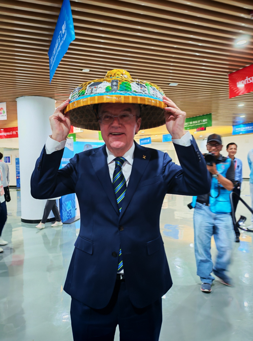 IOC President and Honorary President for Life Attend Wushu Taolu Finals at the 15th National Games in Nansha_fororder_图片18