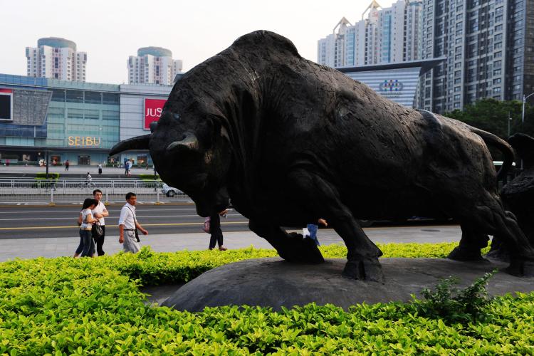 【好评中国】回眸2025四个“在中国”，回答了“何以中国”惠全球