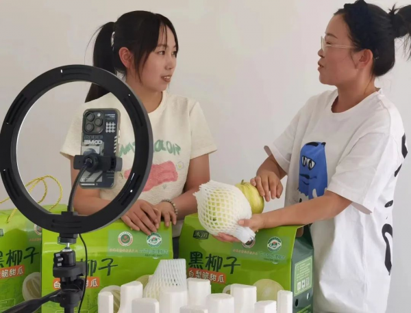 【好评中国·追光青年】“鸿雁”北飞 青春有为